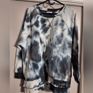 Ultra Flirt Charcoal and White Top